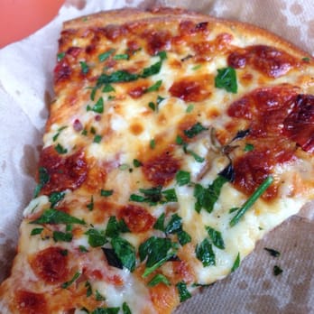Cheese Board Pizza - 10/2014: thin crust but a little too oily for my taste. - Pizza Near Me - Berkeley, California