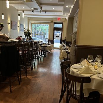 Cloves Indian Cuisine - inside - Indian Near Me - New York, New York Cloves Indian Cuisine - inside - Indian Near Me - New York, New York