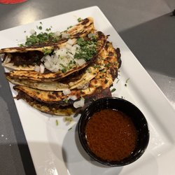 B-52 Burgers and Brew - Quesabirria Tacos