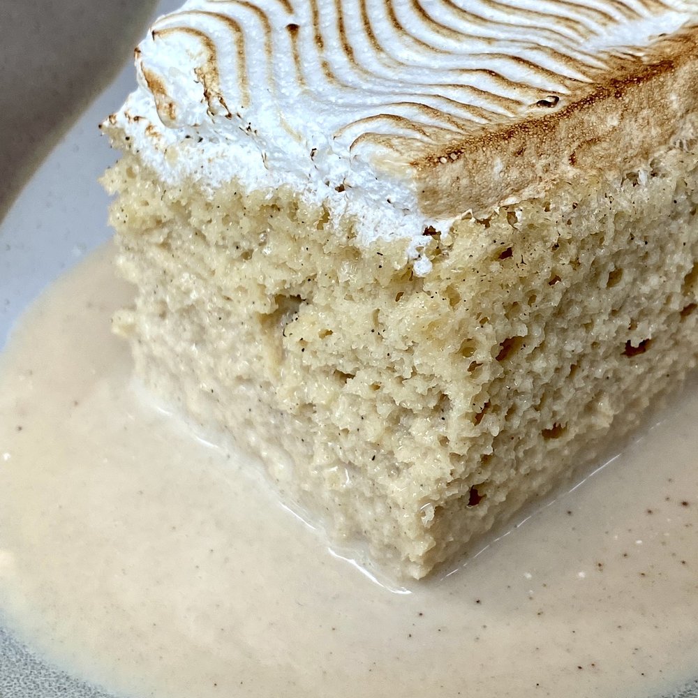 Graffiti Raw - Tres Leches - Seafood Near Me - Houston, Texas