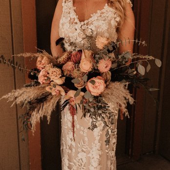 Red Lily Design - My bouquet. It was more than I could have imagined! - Florists Near Me - Mammoth Lakes, California Red Lily Design - My bouquet. It was more than I could have imagined! - Florists Near Me - Mammoth Lakes, California