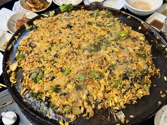 Tong Sam Gyup Goo Yi by null