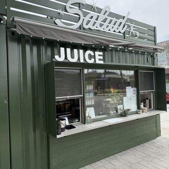 Salud Juice - Bixby Knolls - Sidewalk view - Juice Bars & Smoothies Near Me - Long Beach, California