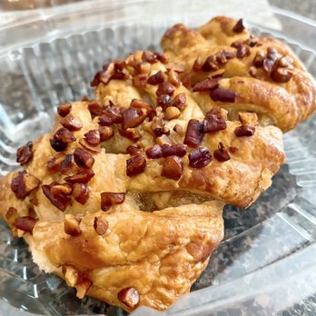 Purple Carrot Bread - Maple Pecan Braid - Cafes Near Me - Lowell, Massachusetts
