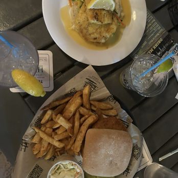 Dixie Fish Co - Hog fish and crab cake sandwich - Seafood Near Me - Fort Myers Beach, Florida Dixie Fish Co - Hog fish and crab cake sandwich - Seafood Near Me - Fort Myers Beach, Florida