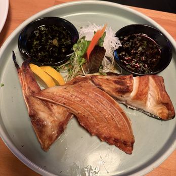 Youandi Sushi - Yellowtail - Sushi Bars Near Me - Temecula, California