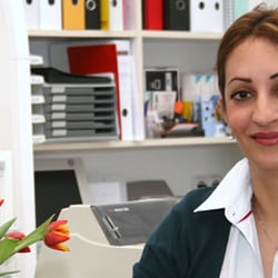 Dr. Mandana Gholami