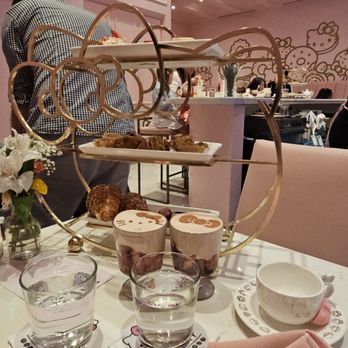 Hello Kitty Cafe - The tea time set up - Cafes Near Me - Irvine, California