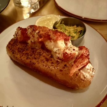 The Otter - Lobster roll - Seafood Near Me - New York, New York The Otter - Lobster roll - Seafood Near Me - New York, New York