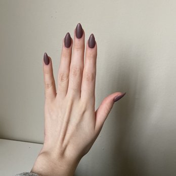 Red Nails - Nail Salons Near Me - Eagan, Minnesota