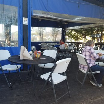 Central BBQ - Outside seating - Barbeque Near Me - Memphis, Tennessee