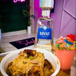 Shmack'n Plates Bistro - Cajun Shrimp n Grits Cake