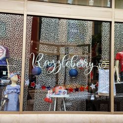 Razzleberry - Front window