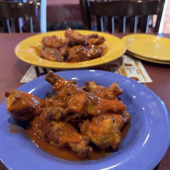 Big E Pizza - Hot/buffalo wings - Pizza Near Me - Signal Hill, California