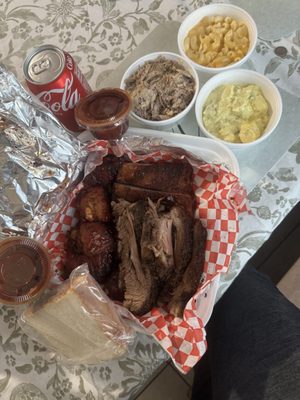 Top Dogg BBQ Smokehouse LLC by null