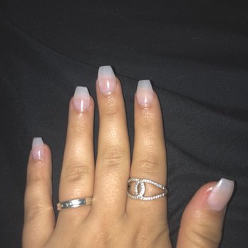 Bilancia Nail Spa - Nail Salons Near Me - Chicago, Illinois