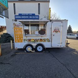 Taqueria Nueva Union - The trailer.