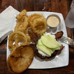 THE FLAT GREENVILLE - 84 Photos & 123 Reviews - 1606 Woodruff Rd