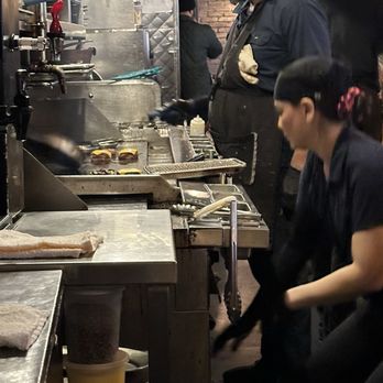 Au Cheval - Smell delicious - Bars Near Me - Chicago, Illinois