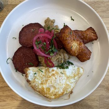 Libélula Bakery and Kitchen - Mangu tres golpes - Dominican Near Me - Montclair, New Jersey Libélula Bakery and Kitchen - Mangu tres golpes - Dominican Near Me - Montclair, New Jersey