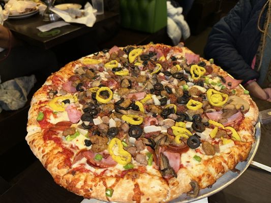 Green Lantern Pizza by null