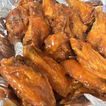 Dalia's Pizza - Upland - Hot wings - Pizza Near Me - Upland, California