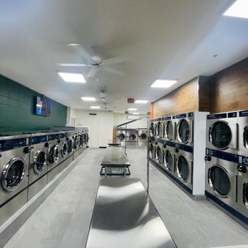 The Perfect Laundromat - Clean and efficient BRAND NEW washing machines and dryers at our beautiful laundromat. #Bushwick - Laundromat Near Me - Brooklyn, New York