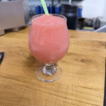 DisBatch Brewing - Vodka Slushy - Breweries Near Me - Macedon, New York DisBatch Brewing - Vodka Slushy - Breweries Near Me - Macedon, New York