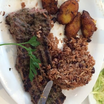 Madrono Restaurant - Baby churrasco with gallo pinto and maduros - Latin American Near Me - Miami, Florida Madrono Restaurant - Baby churrasco with gallo pinto and maduros - Latin American Near Me - Miami, Florida