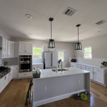 Guzman Cleaning Service - Home Cleaning Near Me Guzman Cleaning Service - Home Cleaning Near Me
