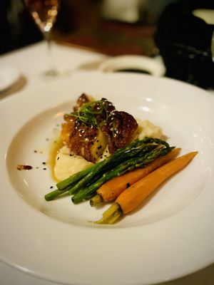 RUSSELL’S RESTAURANT with 451 real customer photos - Updated August