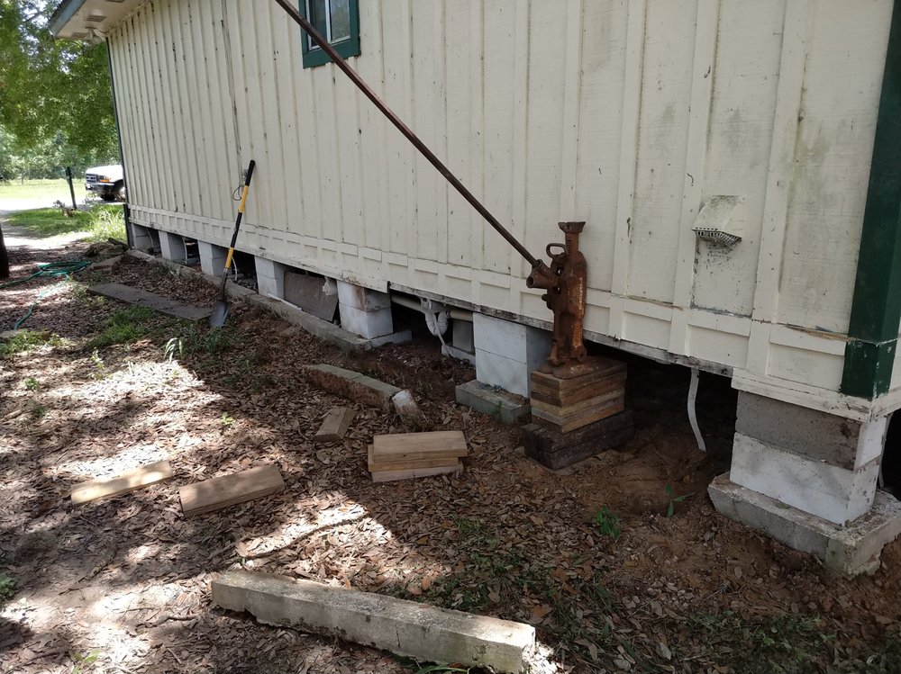 Slide of South Texas House Leveling