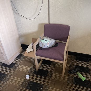 Red Carpet Inn - A sock on the floor my daughter threw - Hotels Near Me - North Chicago, Illinois Red Carpet Inn - A sock on the floor my daughter threw - Hotels Near Me - North Chicago, Illinois