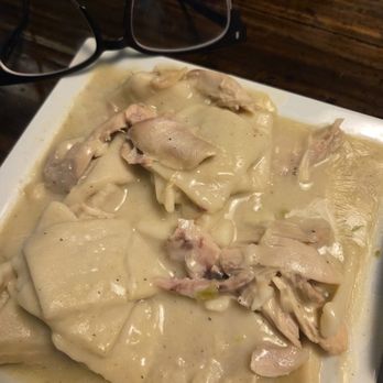 Lone Star Southern Grill - Chicken and dumplings - American Near Me - Brenham, Texas