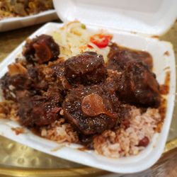 Reggae Kitchen - Oh my lawd.... oxtail plate