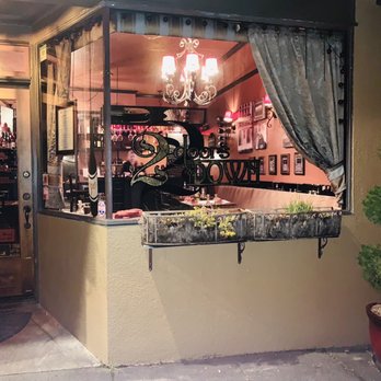 2 Doors Down - Outside - Wine Bars Near Me - Eureka, California