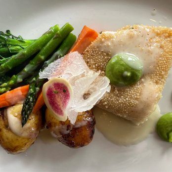 Roy's at Pebble Beach - Asian Fusion Near Me - Pebble Beach, California