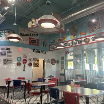 Portillo's Glendale - inside dining - Salad Near Me - Glendale, Arizona