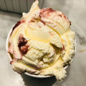 Fenton's Creamery - Raspberry Swirl - Ice Cream & Frozen Yogurt Near Me - Vacaville, California Fenton's Creamery - Raspberry Swirl - Ice Cream & Frozen Yogurt Near Me - Vacaville, California