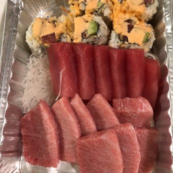 Sushi Corner - Japanese Near Me - Melrose, Massachusetts