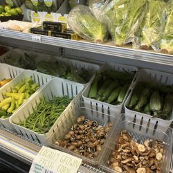 Lehr's Prime Market - Farm fresh vegetables