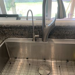 Raul did a good job for installation water filter system under the sink and changing the facet.