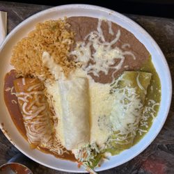 Tacho's - Enchiladas Bandera, my go to with chicken