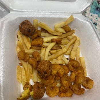 Daddyz In The Pass - Shrimp Plate - Seafood Near Me - Pass Christian, Mississippi