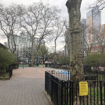 McLaughlin Park - Playgrounds Near Me - Brooklyn, New York