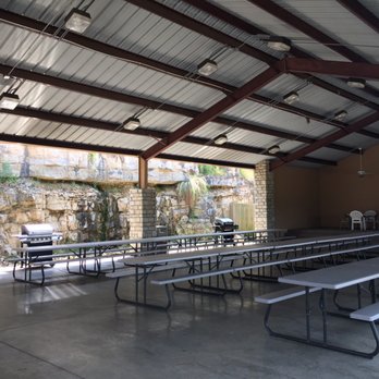 Westgate Branson Lakes Resort - Pavilion with tables and grills - Hotels Near Me - Hollister, Missouri Westgate Branson Lakes Resort - Pavilion with tables and grills - Hotels Near Me - Hollister, Missouri