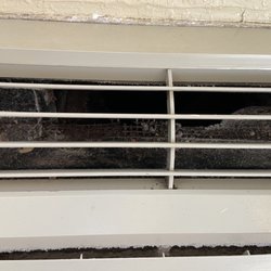 Kensington Gardens Rehab and Nursing Center - Gross... not ideal for any human to breathe nevermind a respiratory patient
