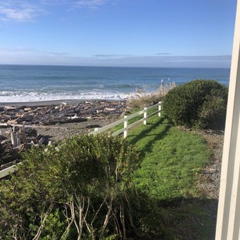 Beachfront Inn - Hotels Near Me - Brookings, Oregon Beachfront Inn - Hotels Near Me - Brookings, Oregon