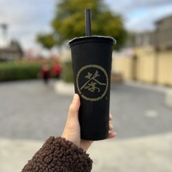 Ten Ren Tea - Roasted Oolong Milk Tea | IG: xstina.eats