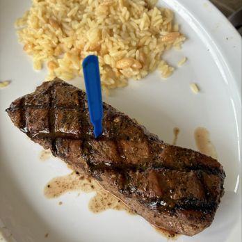 Drafts and Watercrafts - Flat Iron Steak (medium) with Rice Pilaf. Flavorful, juicy, amazing! - American Near Me - Winchester, Tennessee